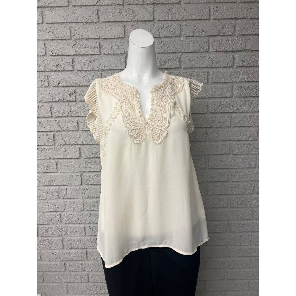 GB Women Cream Crochet Cap Sleeve Blouse Size M